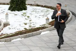 خبر مهم رئیس سازمان اداری و استخدامی برای کارمندان/ صبحانه خوردن در ادارات ممنوع شد