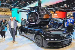 سیلاب خودرویی در شانگهای 2025