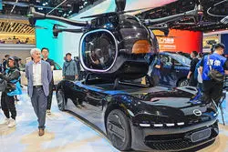 سیلاب خودرویی در شانگهای 2025