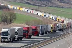 ببینید/ وضعیت بحرانی در مرز ایران و افغانستان با اقدام طالبان