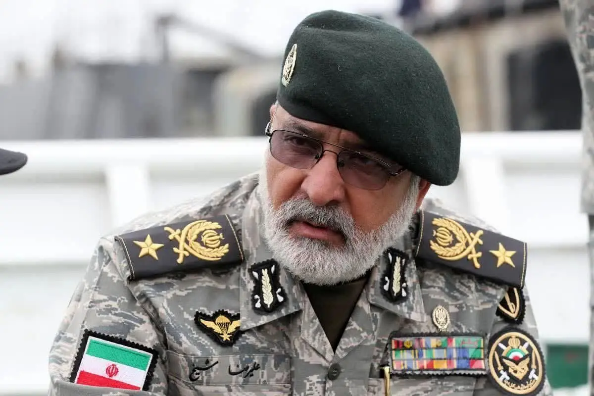 احتمال حمله زمینی؟ / امیرسرتیپ شیخ:هیچ کشوری خود را درگیر رزم زمینی با ایران نخواهد کرد