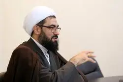 امام جمعه همدان: از دستگاه قضا سوال داریم که چرا کسانی که در این کشور فساد اقتصادی دارند باید راحت زندگی کنند؟