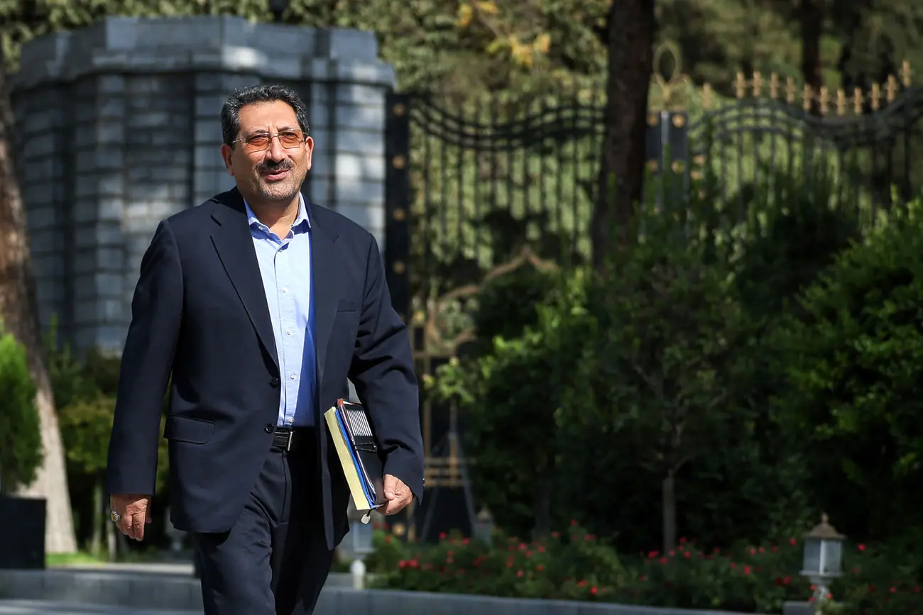 دو نگاه به یک مصوبه تجاری 