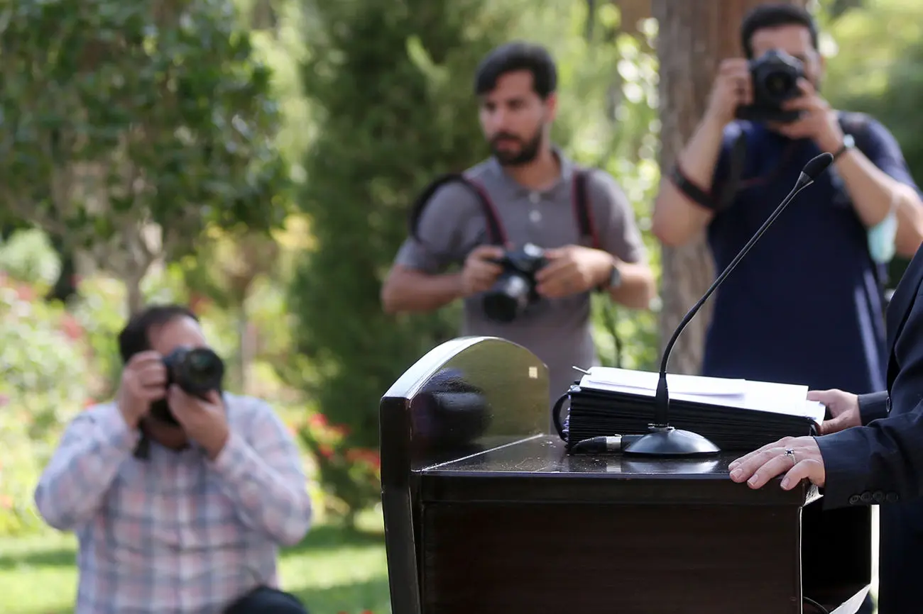 از شرط حضور استارلینک تا توضیحات تکراری خودرویی و ارزی