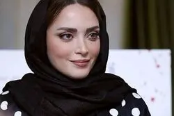 ببینید/ ویدیویی متفاوت از بهنوش طباطبایی در تشییع اکبر عبدی