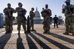 لشکرکشی غیرقانونی در پایتخت، ترامپ را به دادگاه می‌کشاند