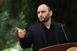 اظهارات بهادری جهرمی: آمریکا از کودتای ۲۸ مرداد تا لانه جاسوسی علیه ایران دست داشت/فرح هنگام فرار از ایران فقط ۷۰ چمدان وسایل همراه داشت!