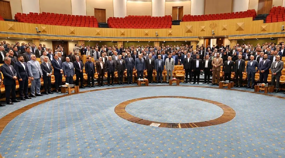 رویارویی بخش خصوصی و دولتی‌ها برای قیمت‌گذاری‌ دستوری