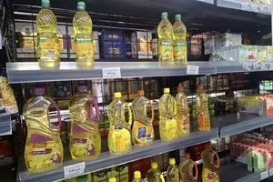 بلاتکلیفی در زنجیره تأمین روغن؛ وقتی کمبود از کارخانه به سفره می‌رسد