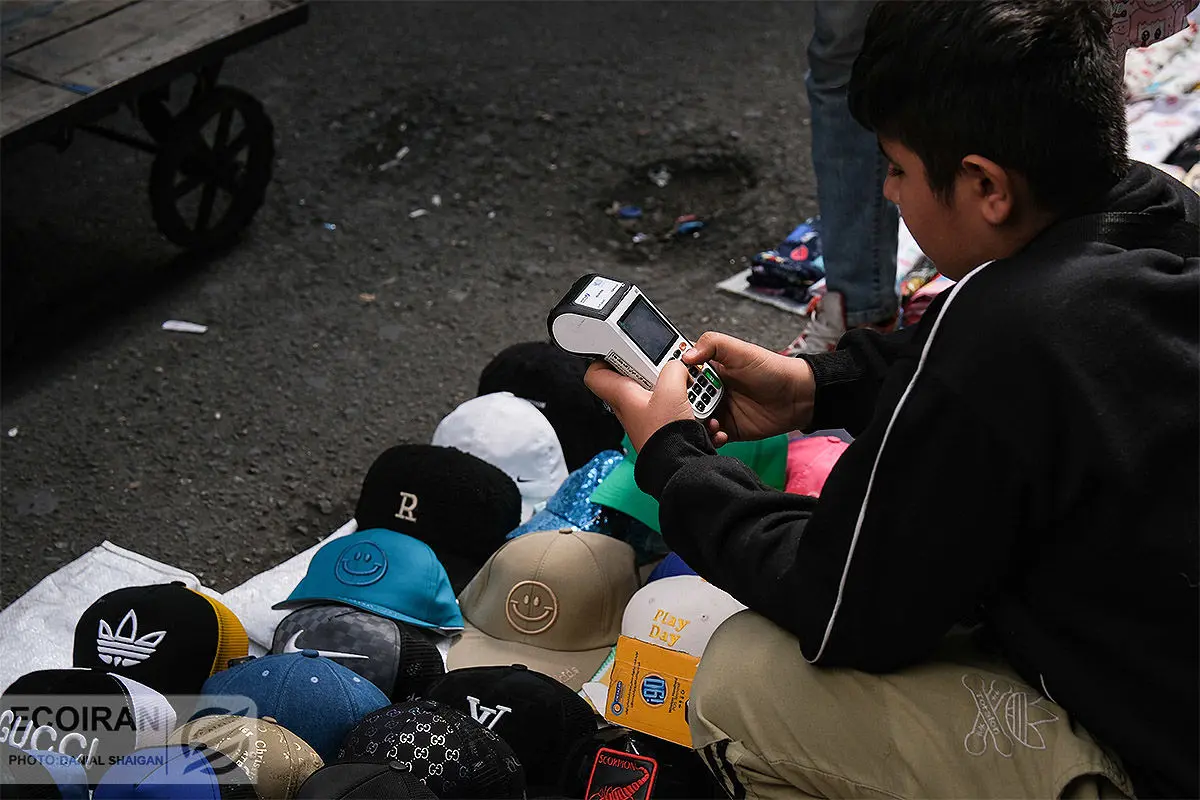 شهرداری تهران با سودجویان معابر عمومی مقابله می‌کند