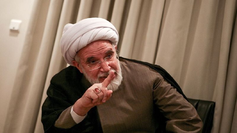 نیرو‌های امنیتی از منزل مهدی کروبی خارج شدند