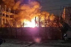یک شرکت تولیدکننده مواد شیمیایی آتش گرفت + فیلم