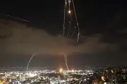 هشدار هاآرتص: ذخایر موشک های رهگیر اسرائیل و آمریکا در جنگ با ایران کاهش یافته و دولت آمریکا نمی تواند به سادگی آنها را جبران کند.