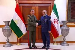 دیدار وزرای دفاع ایران و تاجیکستان: امضای ۲۲ سند همکاری، نقطه عطف روابط دو کشور
