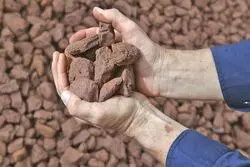 جنگ، بورس کالای چین را قرمزپوش کرد