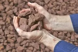 جنگ، بورس کالای چین را قرمزپوش کرد