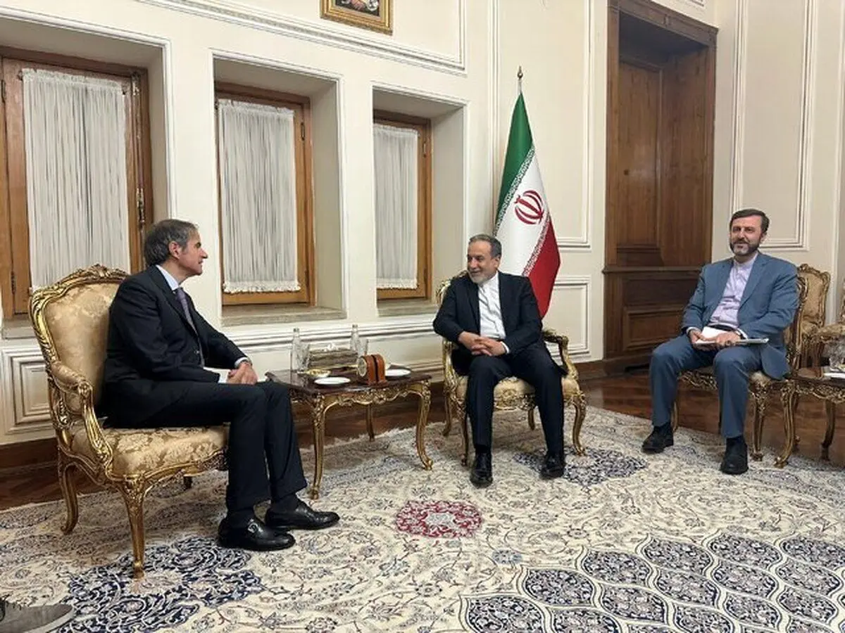 گروسی پس از دیدار با عراقچی: همکاری با آژانس ضروری است