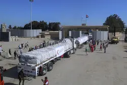 کاروان کمک به غزه در گذرگاه رفح در انتظار عبور 