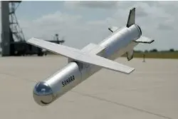 رونمایی از «کروز صحرا» / برد این موشک با هوش مصنوعی تا ۱۰۰۰ کیلومتر است