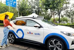 تاکسی‌های رباتیک: انقلاب حمل و نقل یا کابوس رانندگان؟