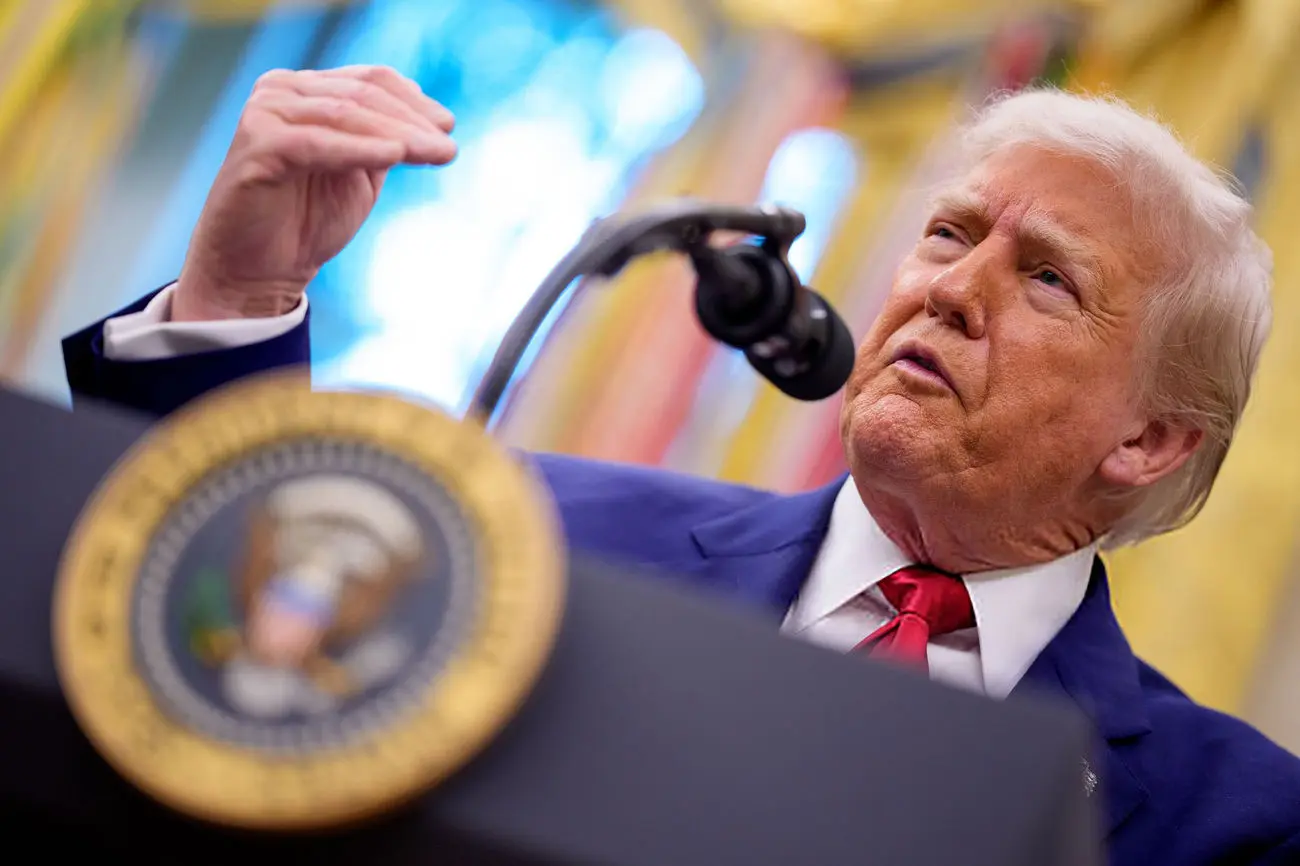  ترامپ دوباره ایران را تهدید کرد: هرگونه واکنش با پاسخ بسیار قوی‌تر مواجه خواهد شد
