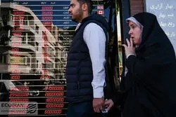 ترس حرکت دلار بیشتر از قبل شد