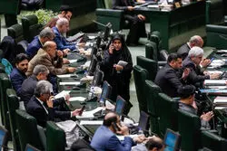  پیامک‌های تهدیدآمیز علیه نمایندگان در آستانه انتخابات هیئت‌ رئیسه