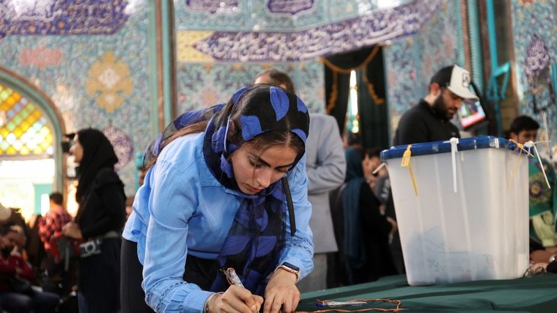 آیا انتخابات ریاست‌جمهوری بر نرخ تورم در ایران اثرگذار است؟