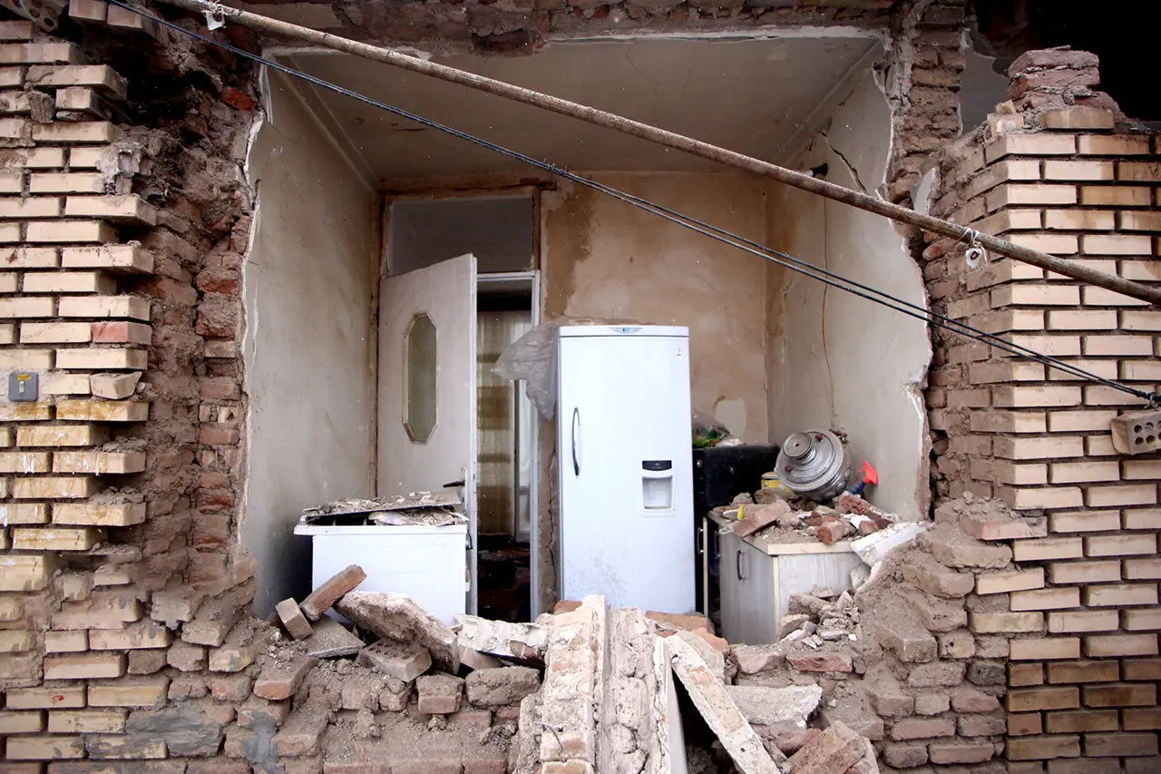 کرمانشاه لرزید / آماده باش پایگاه های هلال احمر 