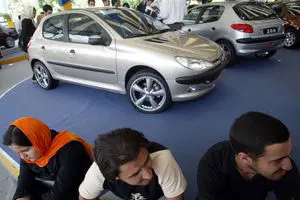 چرا ایرانی‌ها خودروسازی‌شان را دوست ندارند؟