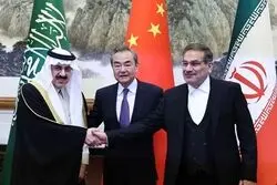 حمایت همه‌جانبه پکن از تهران/ وزیر خارجه چین خواستار اجرای کامل برجام شد