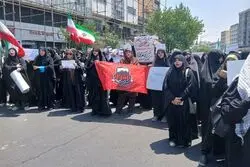تصاویر اختصاصی اکوایران/ تجمع مردم در میدان انقلاب در پی اعتراض به حمله وحشیانه اسرائیل به ایران