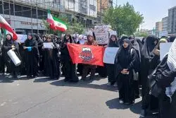 تصاویر اختصاصی اکوایران/ تجمع مردم در میدان انقلاب در پی اعتراض به حمله وحشیانه اسرائیل به ایران