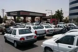 هجوم مردم به پمپ‌بنزین‌ها / بنزین کمیاب شد؟