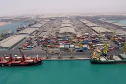 ورود دومین محموله خودروهای وارداتی به بندر سیریک