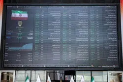 رقص پول در اردیبهشت بورس؛ امید، تردید و صندلی‌های خالی
