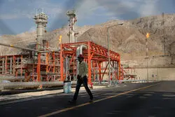 بورس در دوران قطعی گاز؛ افزایش ریسک شرکت‌های پتروشیمی و فولادی 