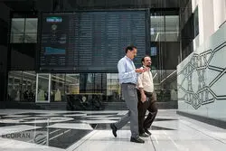 واکنش تمام سرخ بورس به استیضاح همتی