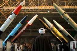 موشک بالستیک «اعتماد» رونمایی شد