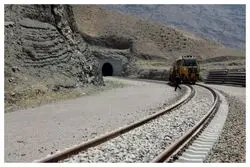 بازسازی خط راه‌آهن مشهد در کمتر از ۱۳ ساعت پس از حمله آمریکا + جزئیات