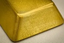 قیمت طلای جهانی در پایین‌ترین سطح 2 هفته اخیر