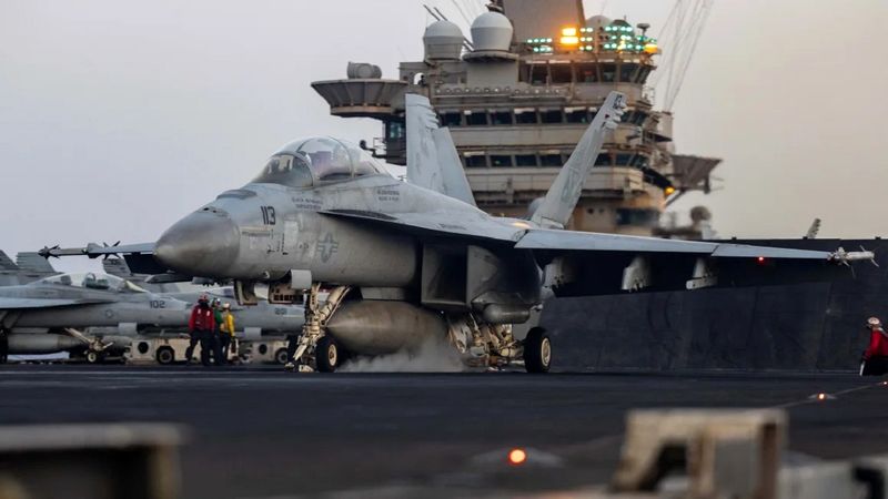 سقوط دومین جنگنده F-18 آمریکا در دریای سرخ طی یک هفته 