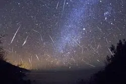 امشب یک پدیده ویژه نجومی در راه است/ سربه هوا باشید 