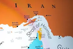 مرشایمر: آمریکا نمیتواند حقیقت تنگه هرمز را تغییر دهد/ مدیریت تنگه با ایران و عمان است