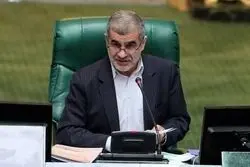 نیکزاد: بنزین ۱۰ هزار تومانی بحران جدید می‌سازد / قرار ما با دولت این نبود!