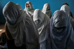 فرمان عجیب رهبر طالبان/ سکوت اجباری برای زنان در خیابان؟