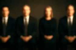 کدام میلیاردرها از ترس مرگ، بدل خود را می‌سازند؟