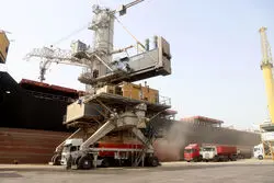 تخلیه ۲۷ کشتی‌ کالاهای اساسی از شهیدرجایی در 4 ماه