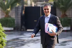 ببینید/ خبر مهم فرزین در مورد بانک آینده