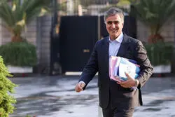 ببینید/ خبر مهم فرزین در مورد بانک آینده